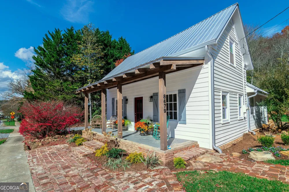 8679 Lakewood HWY Mineral Bluff, GA 30559