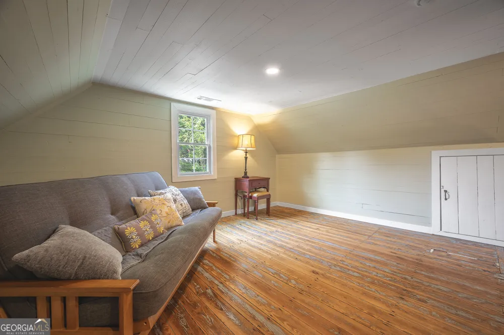 8679 Lakewood HWY Mineral Bluff, GA 30559