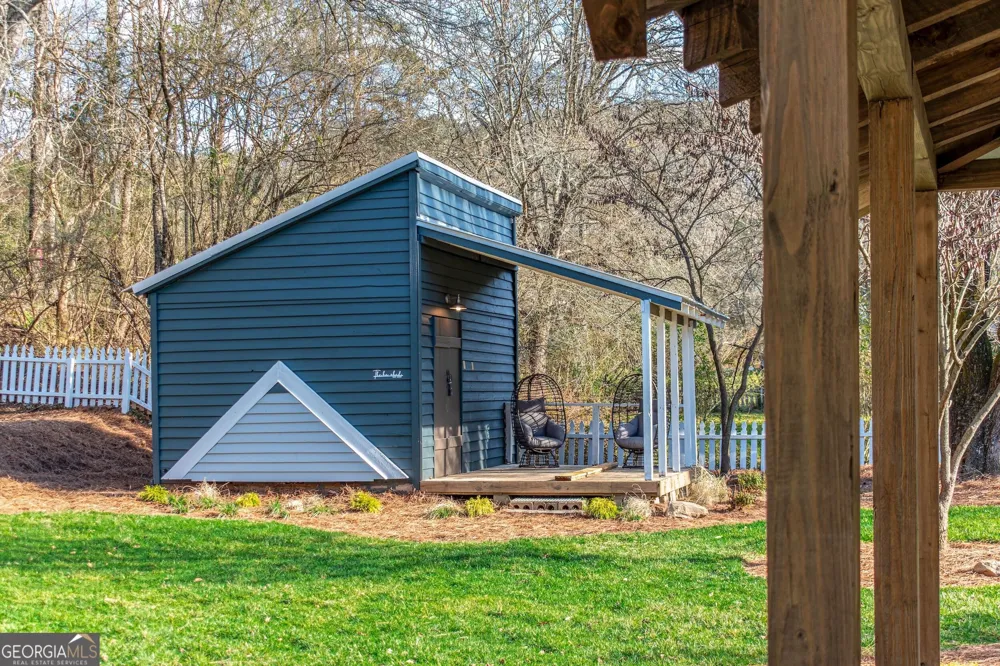 8679 Lakewood HWY Mineral Bluff, GA 30559
