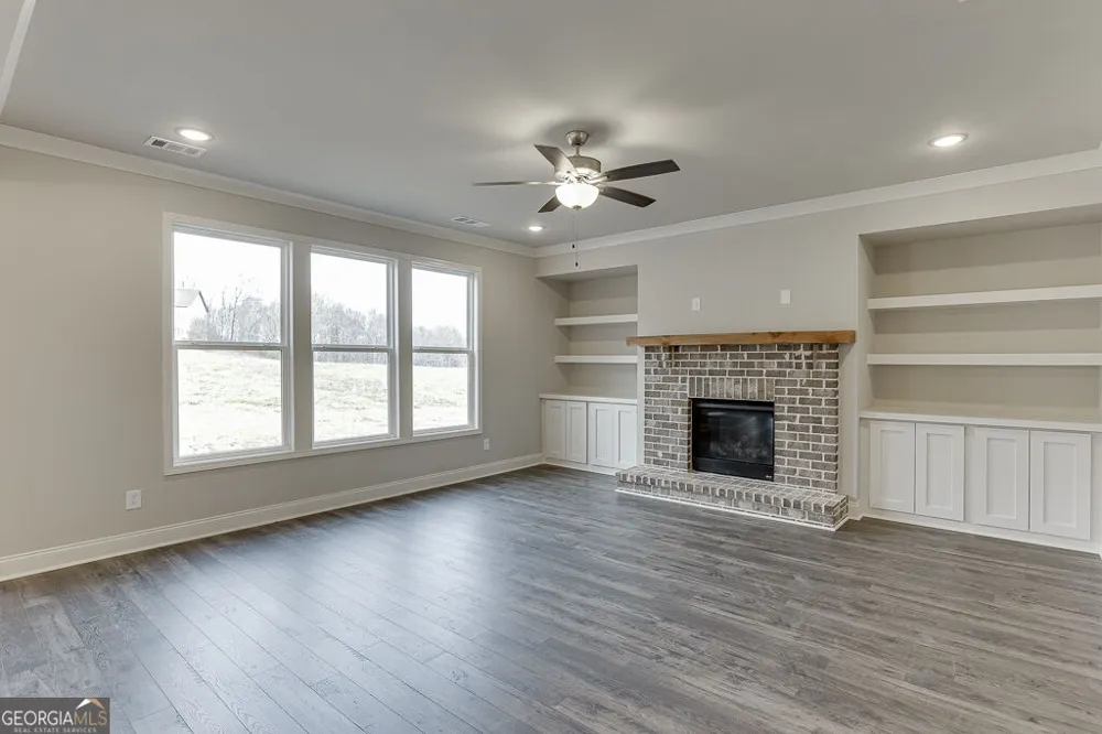 8935 Claude Martin DR Gainesville, GA 30506