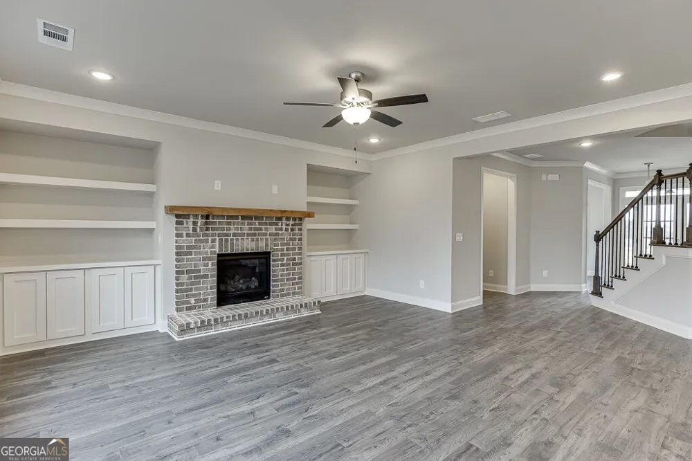8935 Claude Martin DR Gainesville, GA 30506