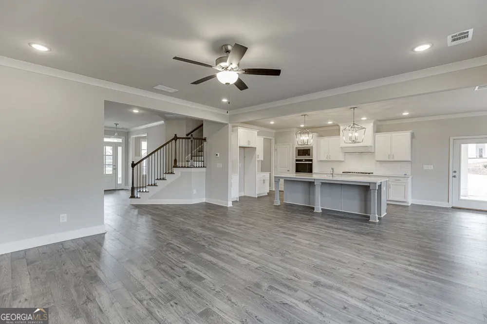 8935 Claude Martin DR Gainesville, GA 30506