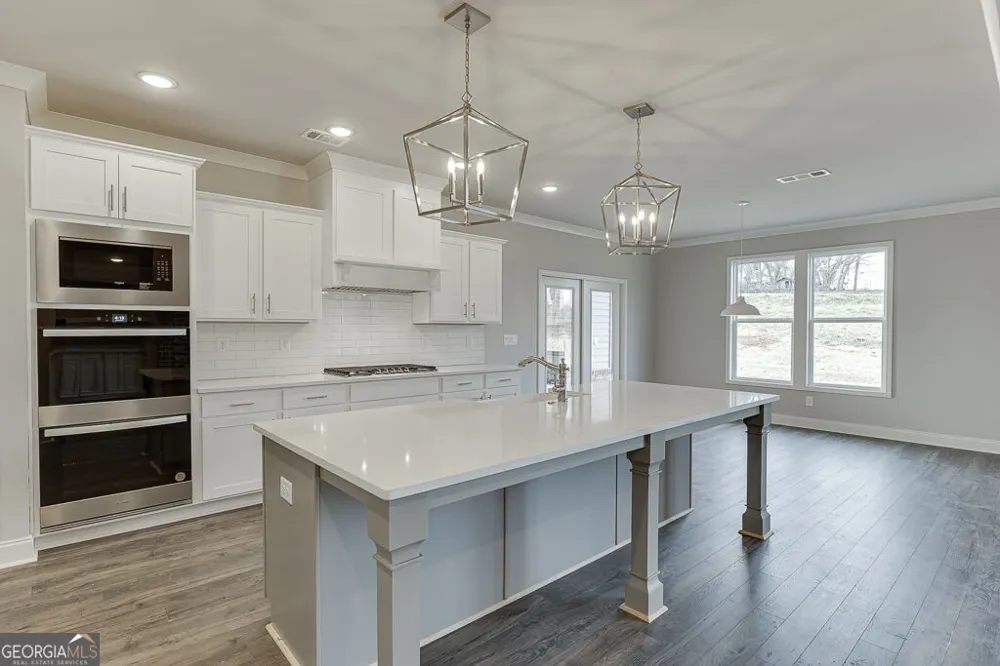 8935 Claude Martin DR Gainesville, GA 30506