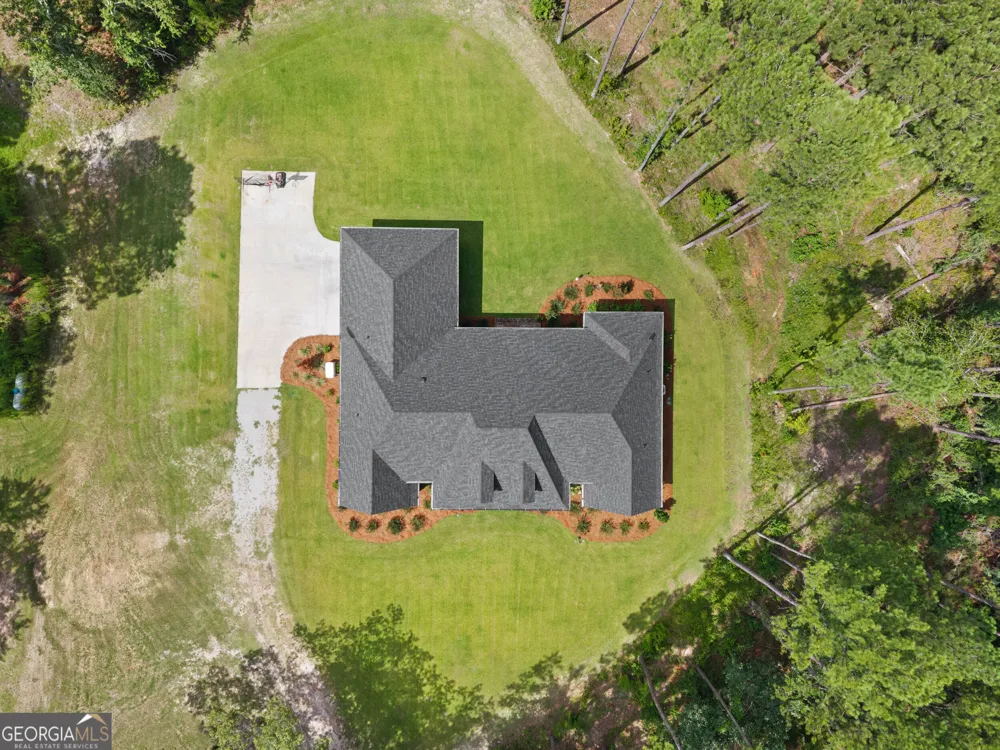 2200 Banks Dairy RD Portal, GA 30450