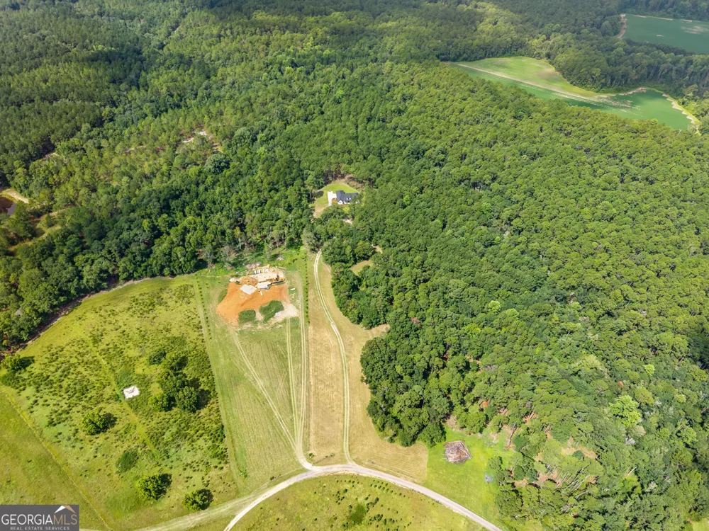 2200 Banks Dairy RD Portal, GA 30450