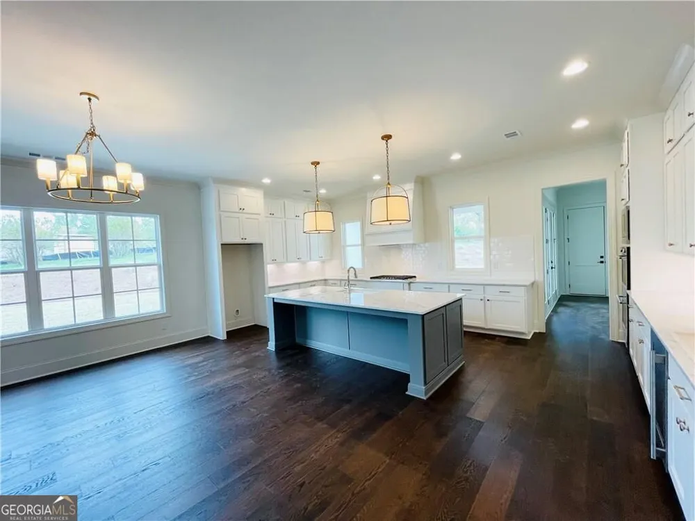 212 Suwanee AVE Suwanee, GA 30024
