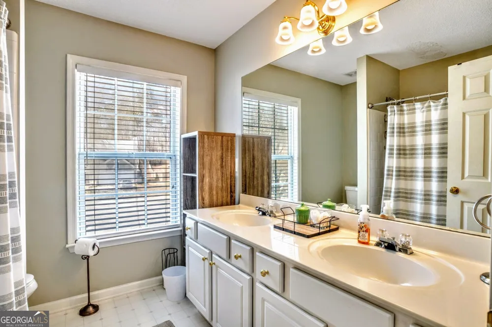 4306 Sugar Maple Chse Acworth, GA 30101