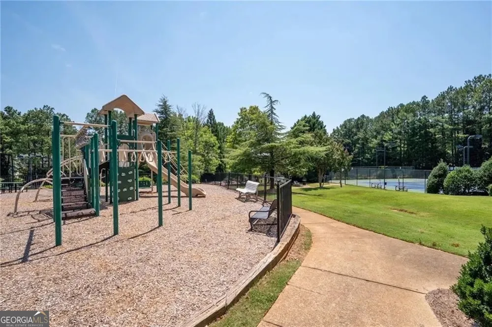 4306 Sugar Maple Chse Acworth, GA 30101