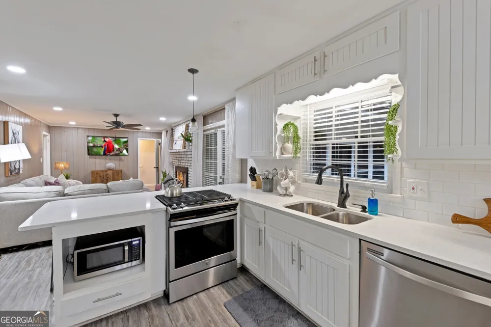 2984 Blackberry LN Marietta, GA 30068