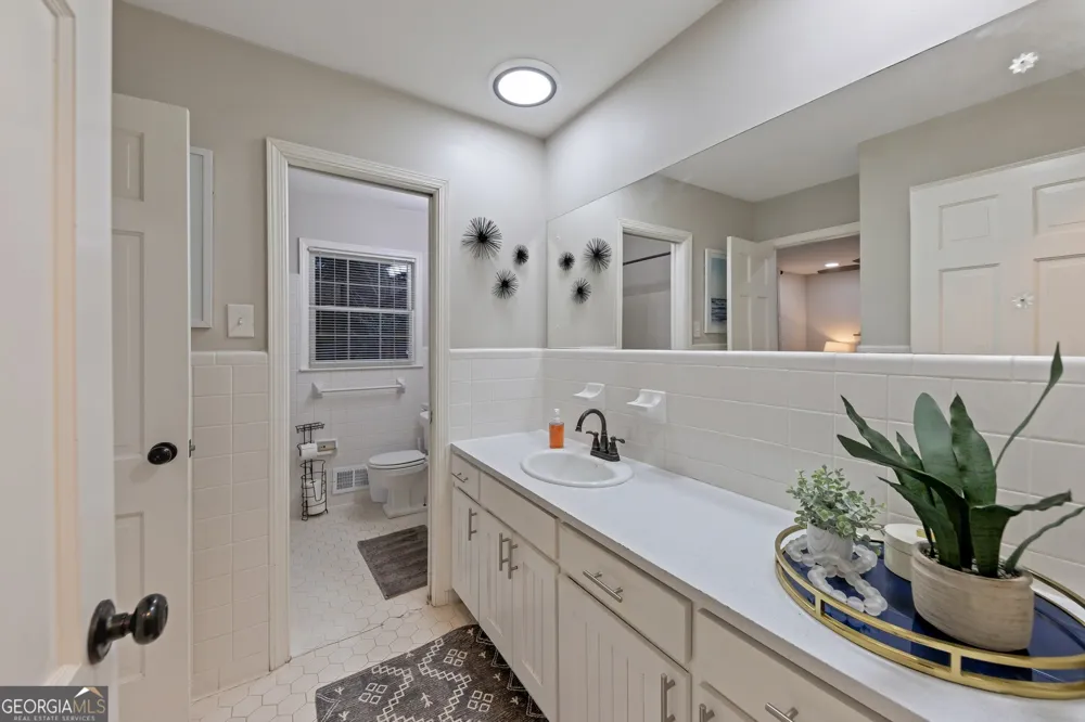 2984 Blackberry LN Marietta, GA 30068