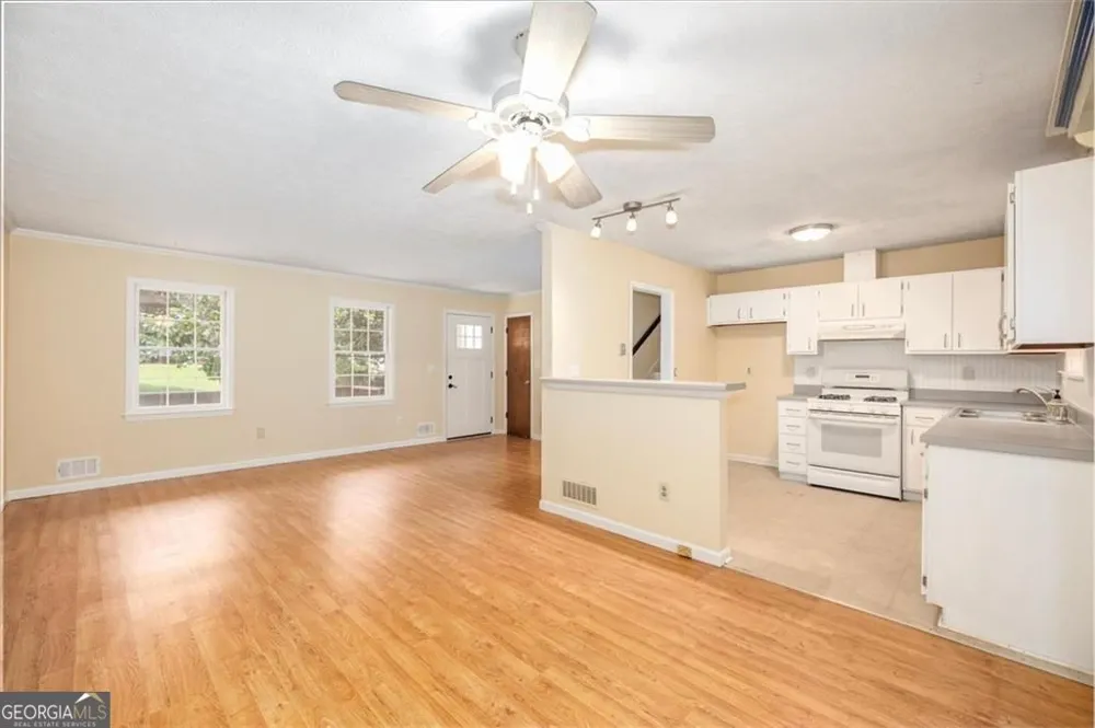 4146 Duesenberg DR Tucker, GA 30084