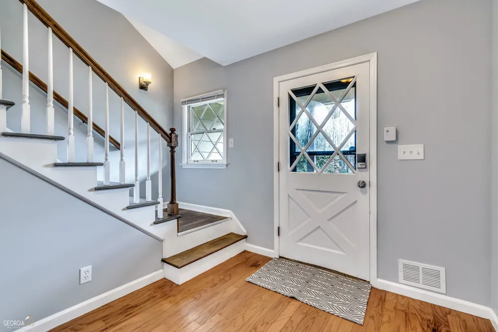 367 Autumn LN SE Smyrna, GA 30082