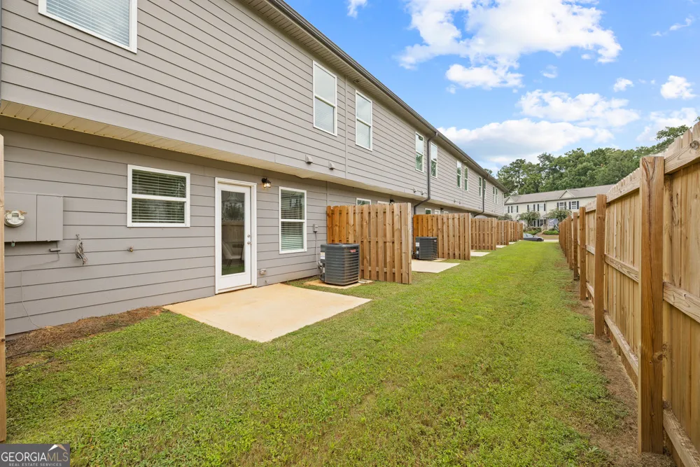 100 Lena LN Eatonton, GA 31024