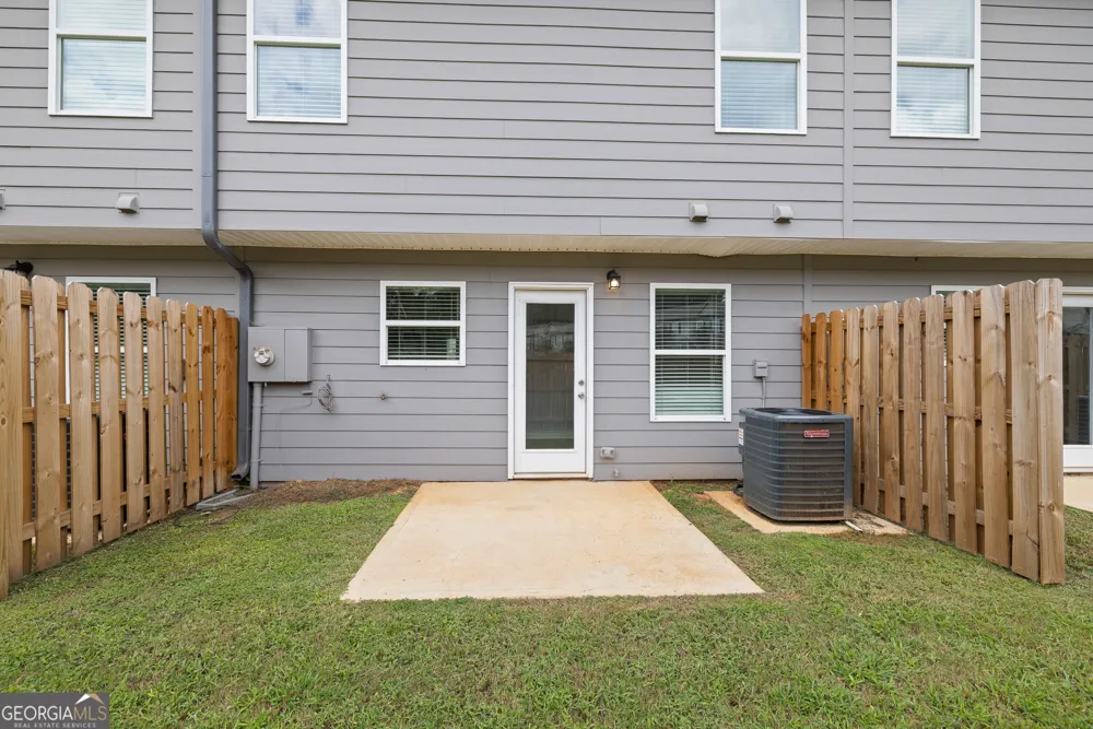 100 Lena LN Eatonton, GA 31024