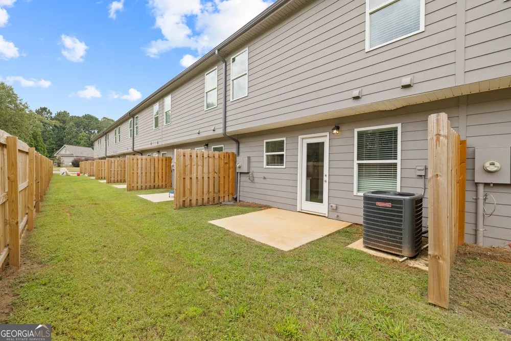 100 Lena LN Eatonton, GA 31024