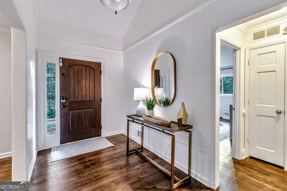 1897 Mount Vernon RD Dunwoody, GA 30338