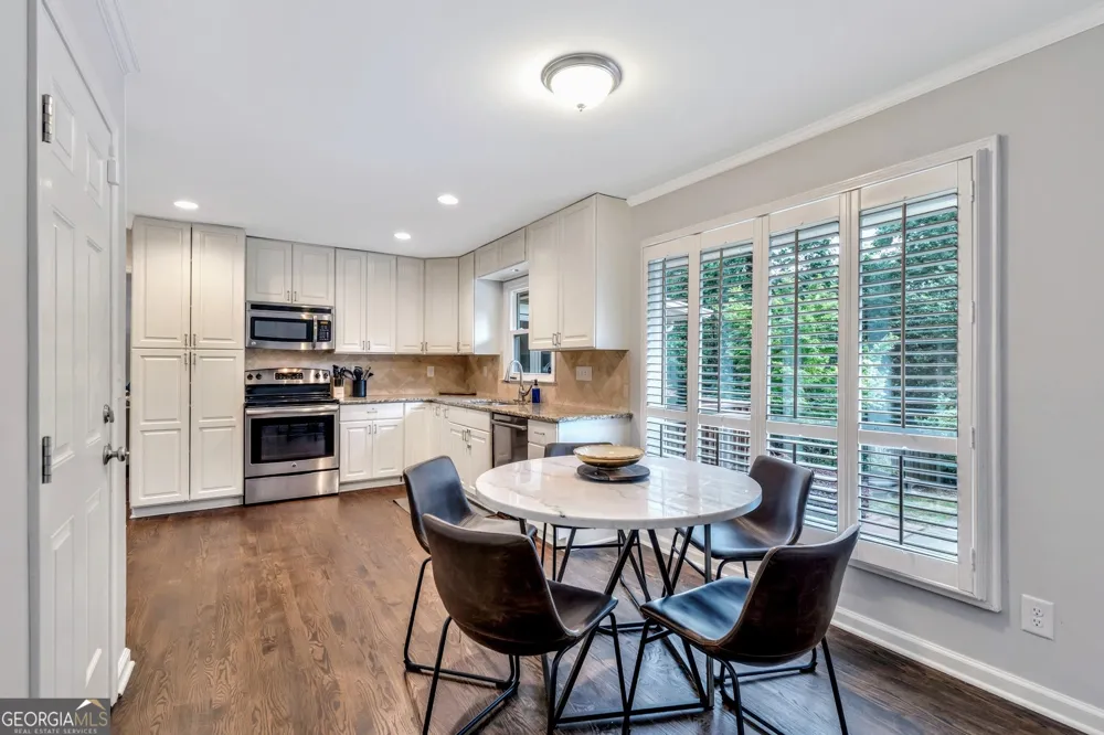 1897 Mount Vernon RD Dunwoody, GA 30338