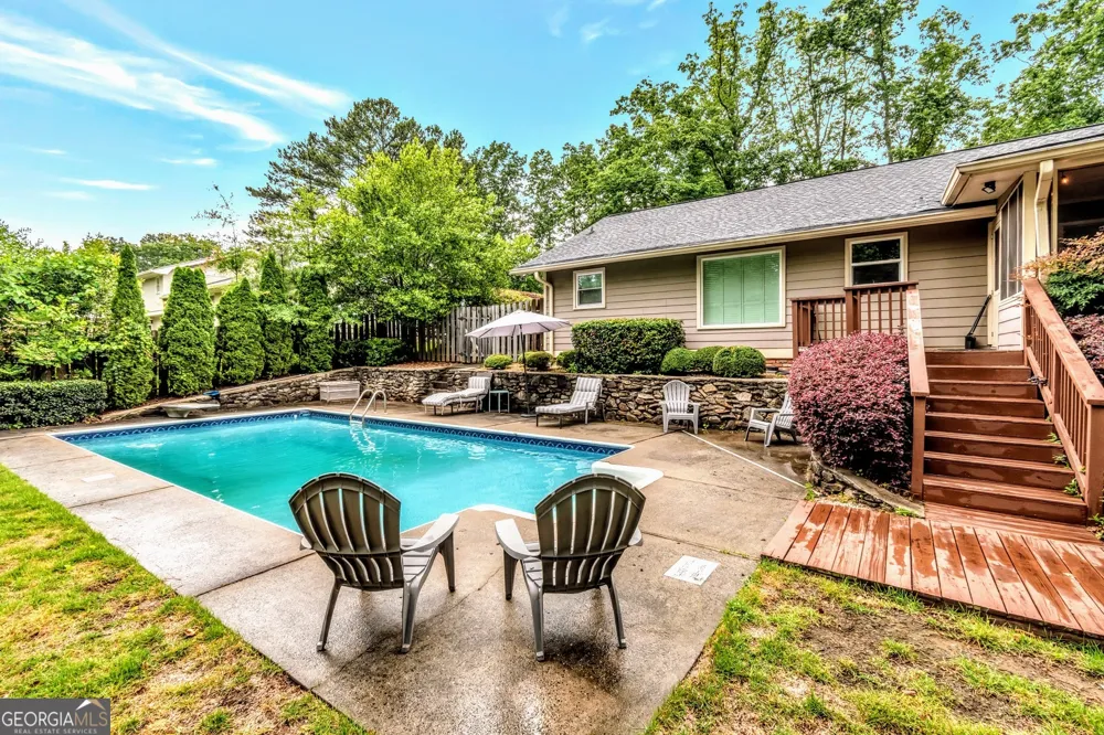 1897 Mount Vernon RD Dunwoody, GA 30338