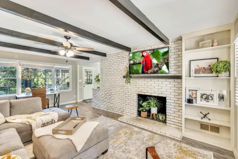2532 Lakebrook CT