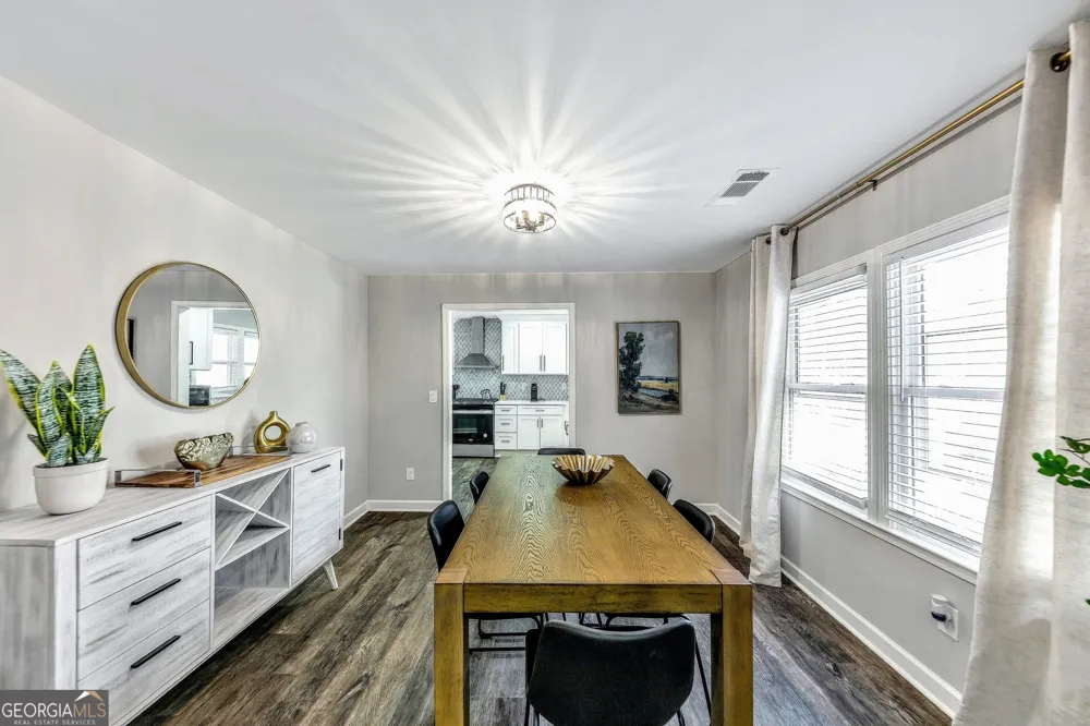 6230 Love ST Austell, GA 30168