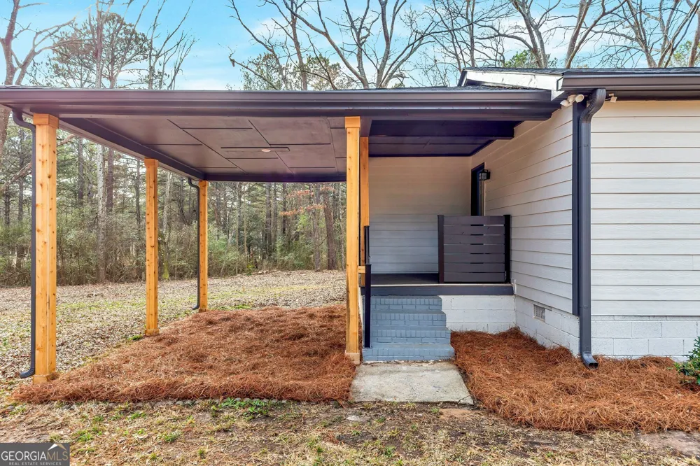 6230 Love ST Austell, GA 30168