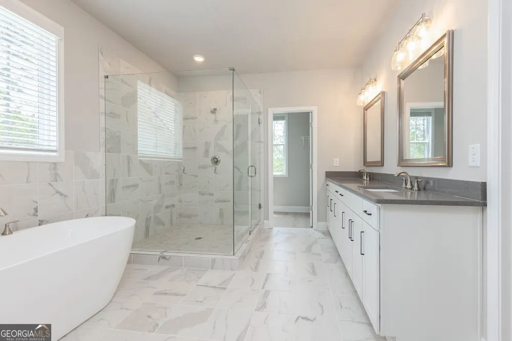 5635 Meadowstone Walk Kennesaw, GA 30152