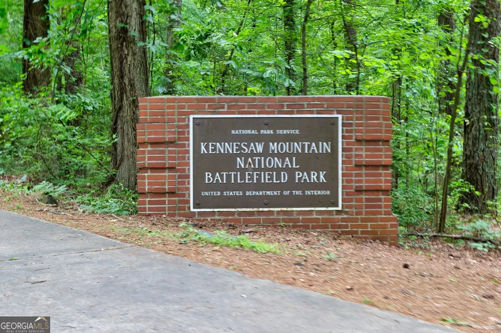 5635 Meadowstone Walk Kennesaw, GA 30152