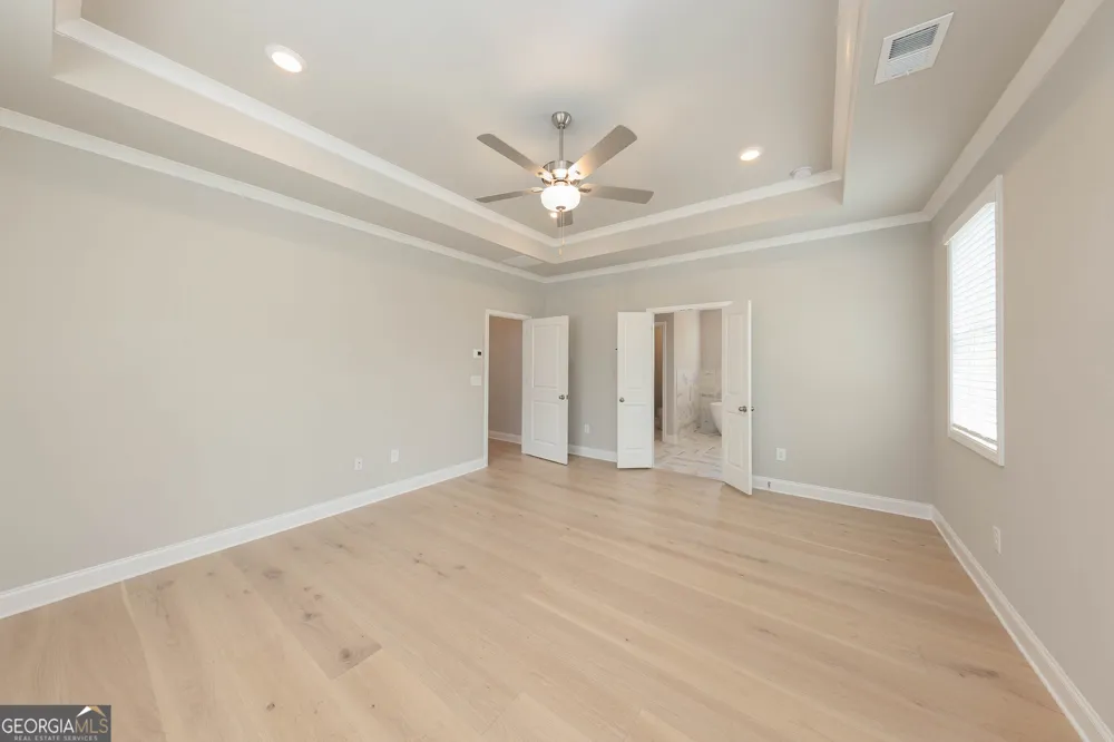 5635 Meadowstone Walk Kennesaw, GA 30152