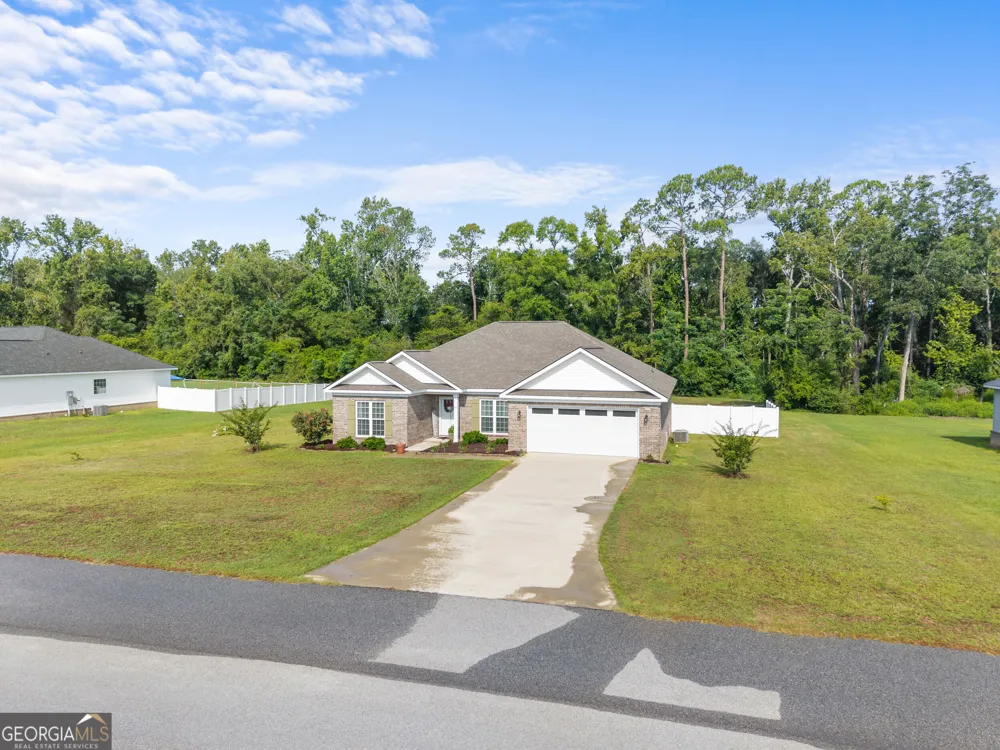 221 Fallen Leaf DR Brooklet, GA 30415