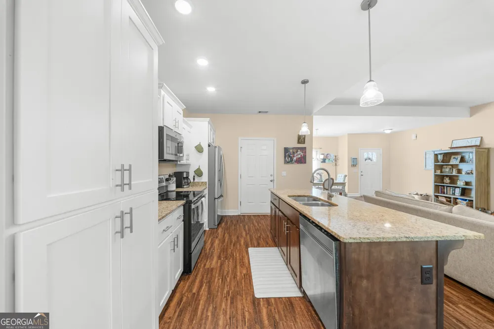 221 Fallen Leaf DR Brooklet, GA 30415