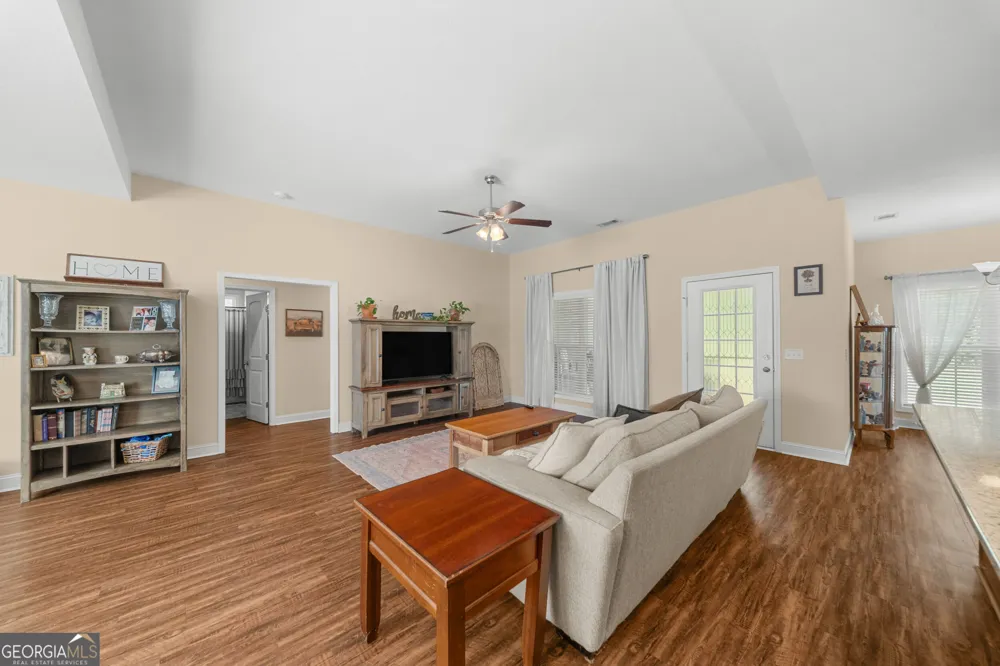 221 Fallen Leaf DR Brooklet, GA 30415