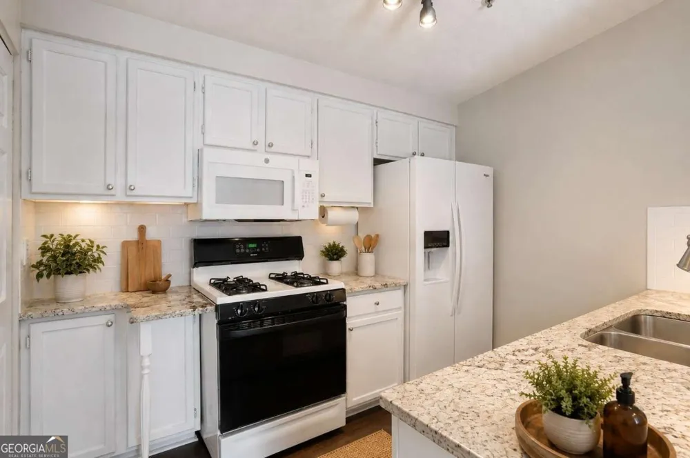 1483 Keys Crossing DR NE Brookhaven, GA 30319