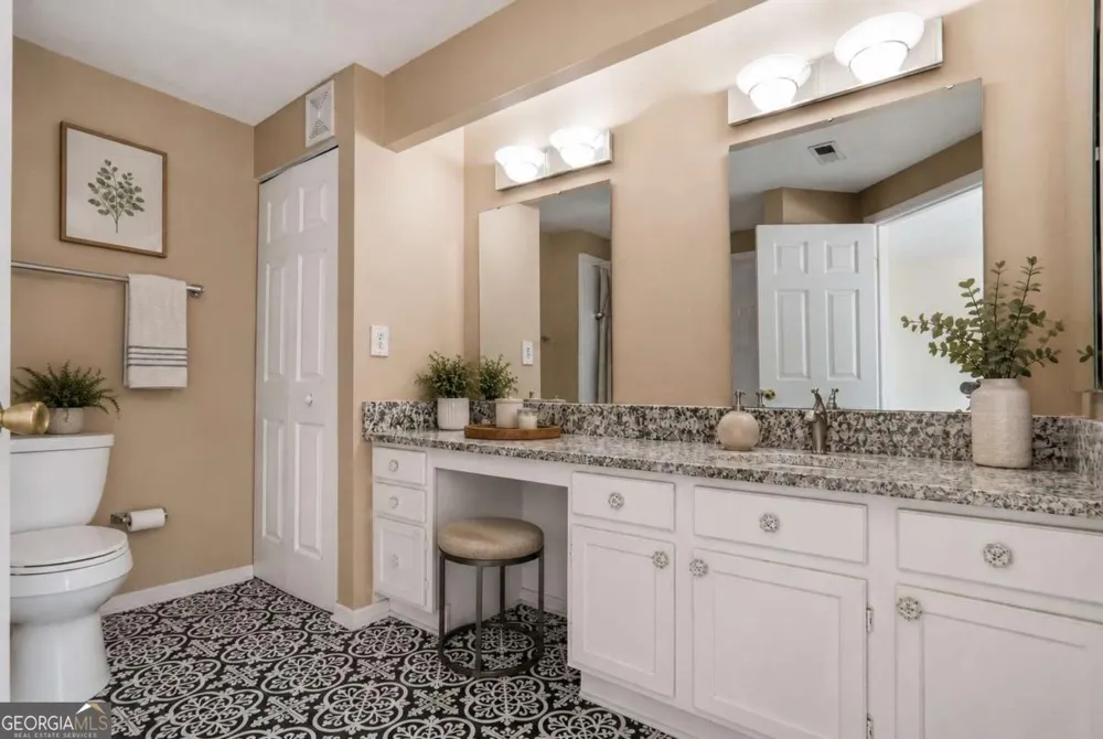 1483 Keys Crossing DR NE Brookhaven, GA 30319