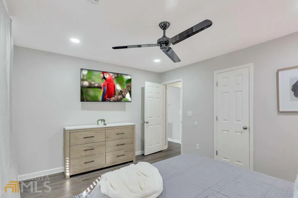 1744 Spring RD Austell, GA 30106