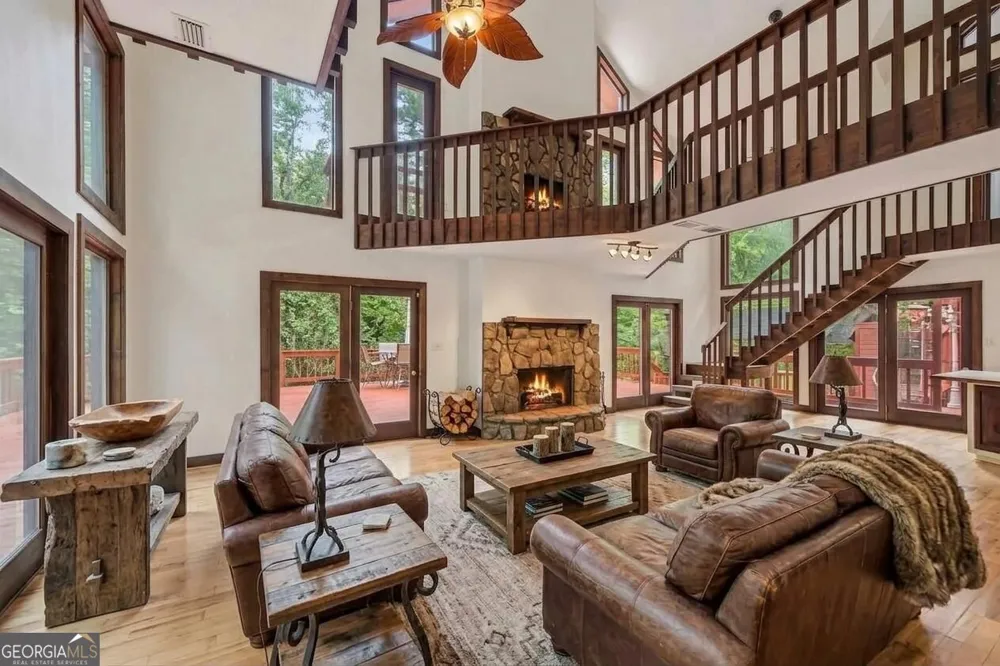 152 River DR Dahlonega, GA 30533