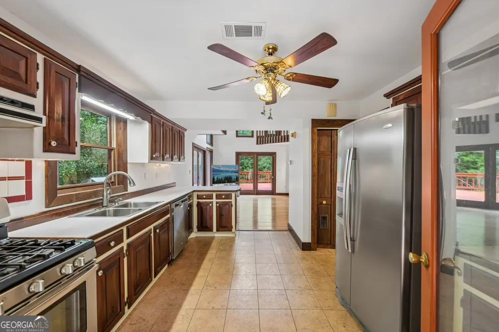 152 River DR Dahlonega, GA 30533