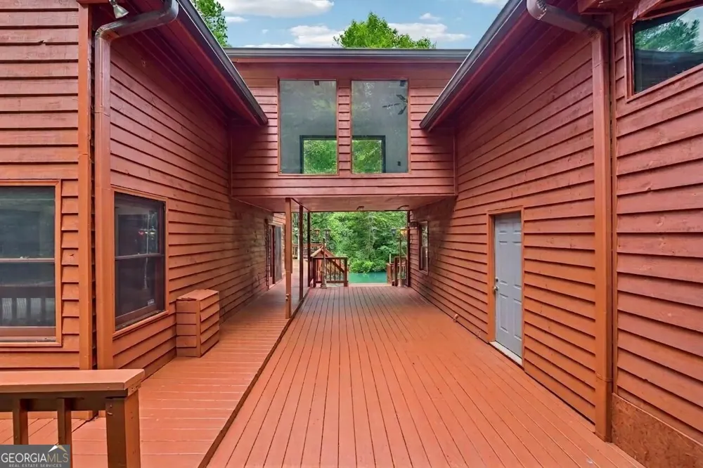 152 River DR Dahlonega, GA 30533