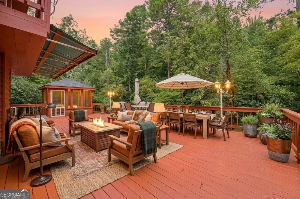 152 River DR Dahlonega, GA 30533