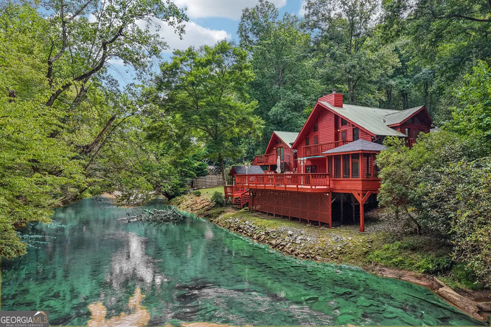 152 River DR Dahlonega, GA 30533