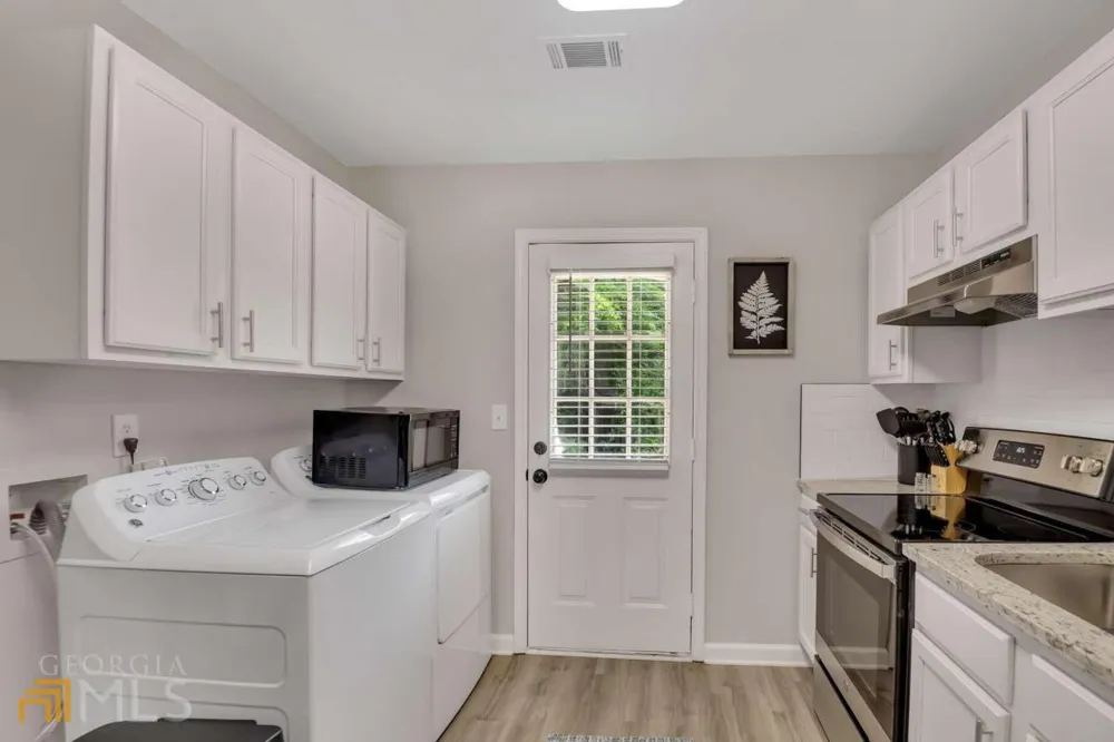 5551 Davis DR Austell, GA 30106