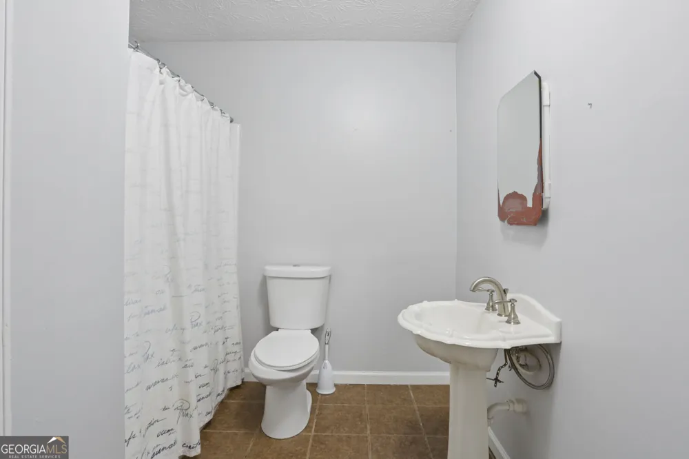 5338 Pinnacle Peak LN Norcross, GA 30071
