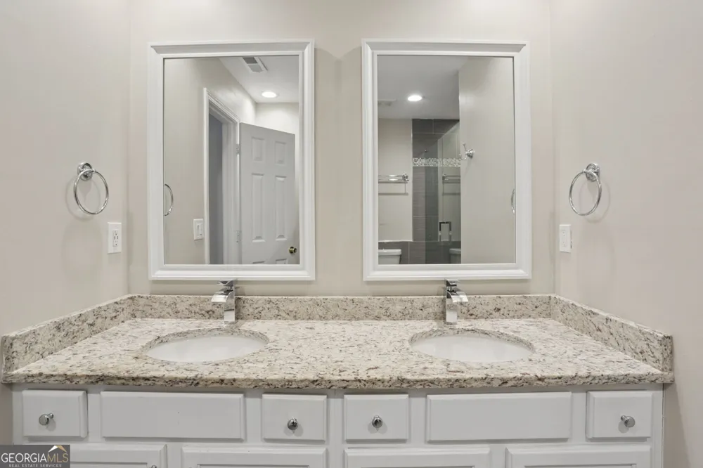5338 Pinnacle Peak LN Norcross, GA 30071