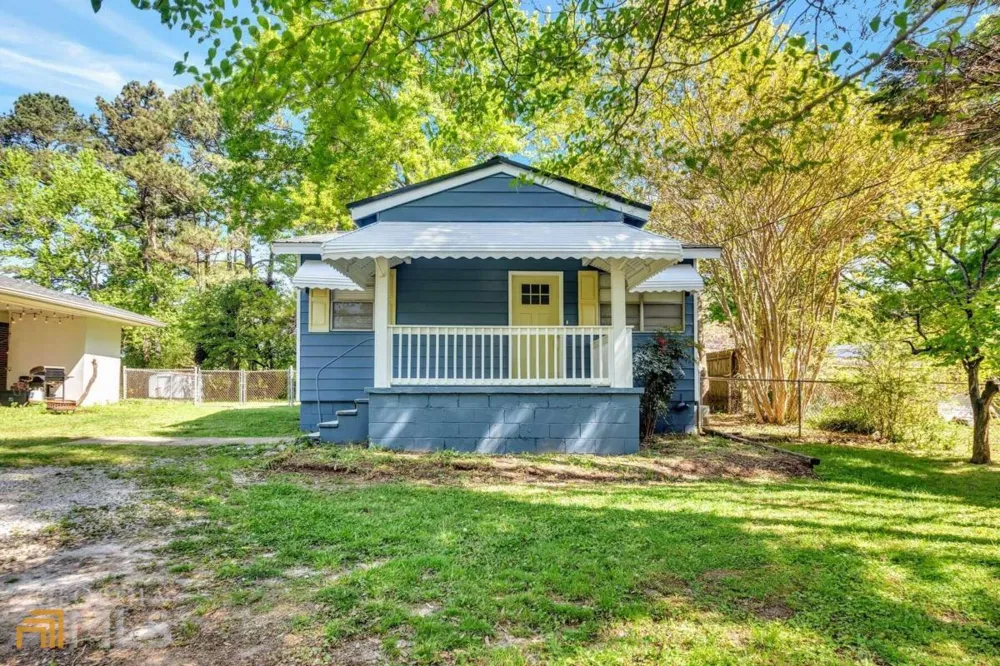 50 Oak ST Hiram, GA 30141