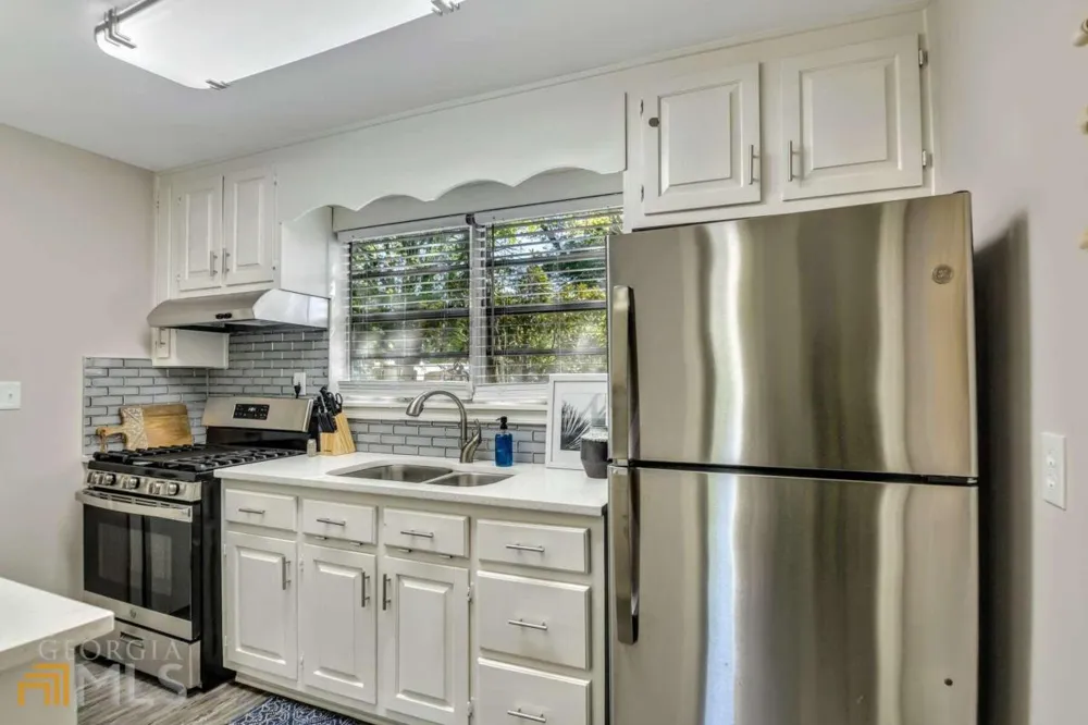 50 Oak ST Hiram, GA 30141