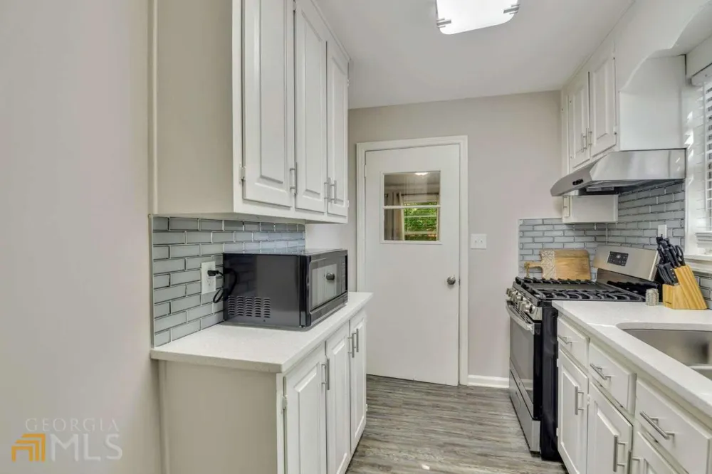 50 Oak ST Hiram, GA 30141