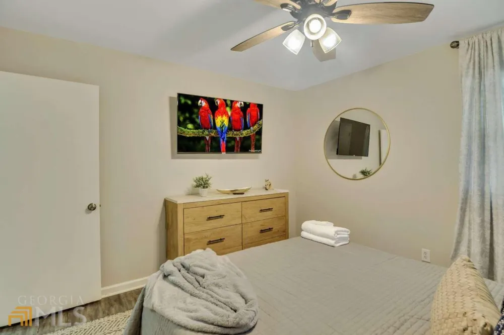 50 Oak ST Hiram, GA 30141