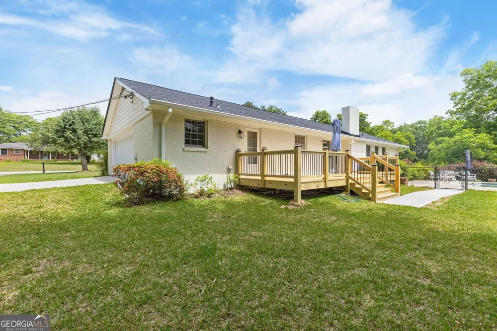 256 Teresa LN Loganville, GA 30052