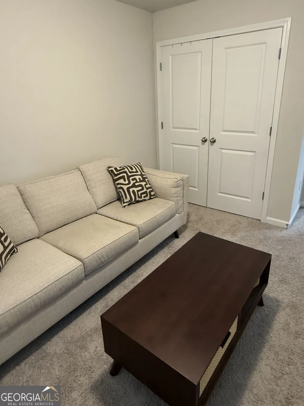 5542 Plain Field LN Lilburn, GA 30047