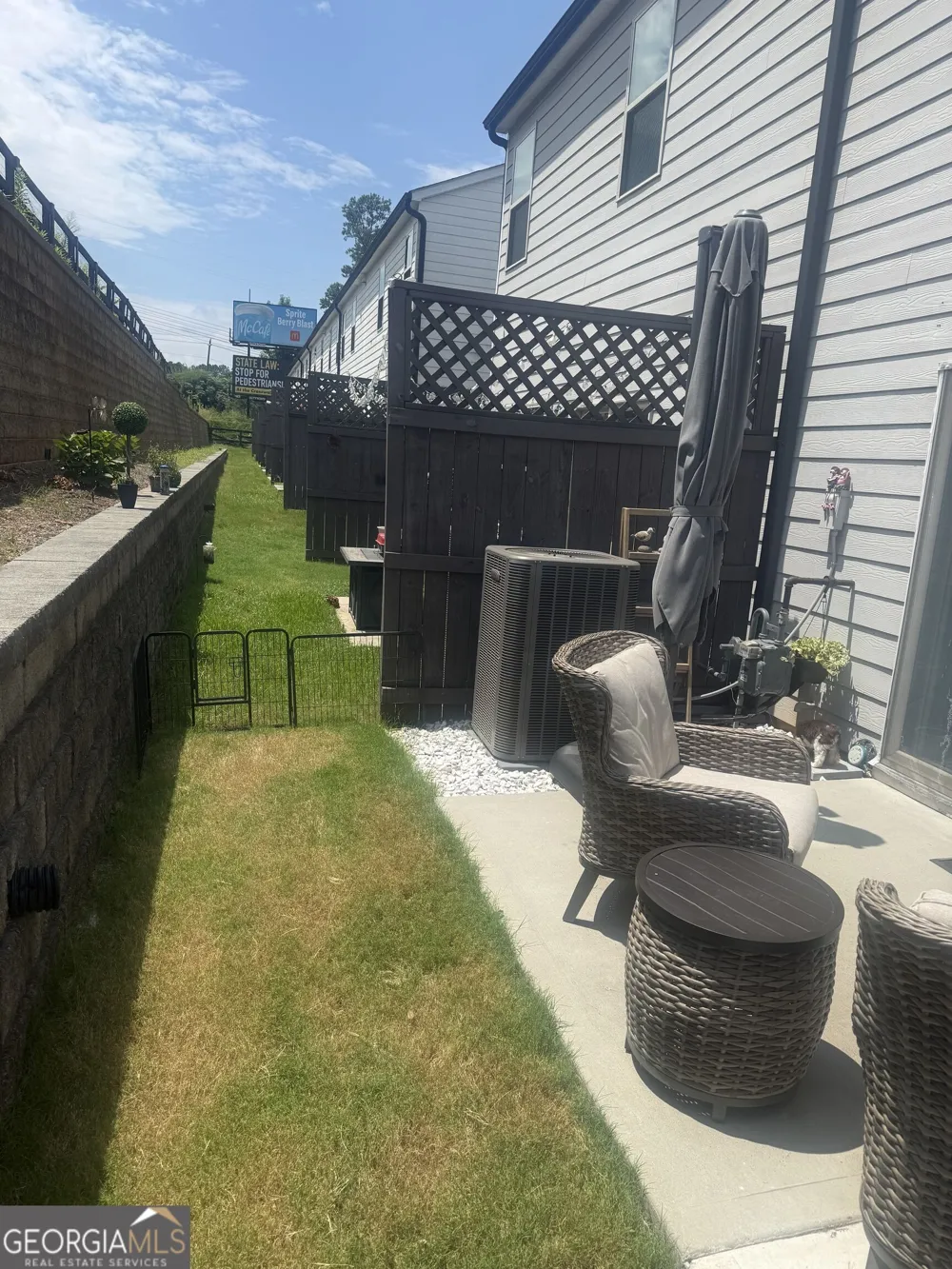 5542 Plain Field LN Lilburn, GA 30047