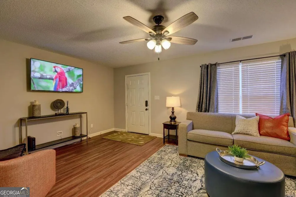 7271 Crestside DR Austell, GA 30168